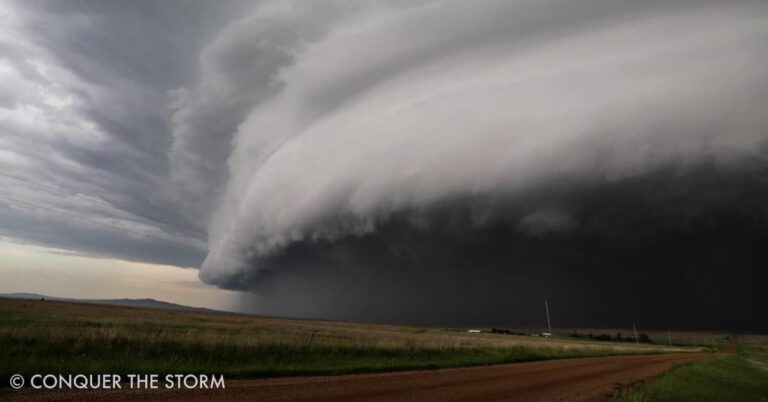 Derecho north of Belle Fourche, South Dakota, on June 6, 2020 | Image courtesy of Conquer the Storm